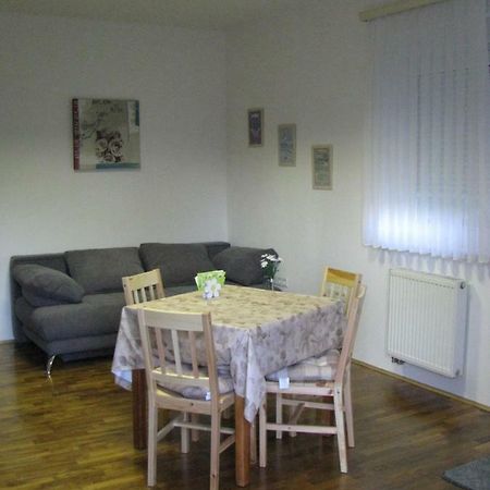 Hisa Marjetica Appartement Maribor Buitenkant foto
