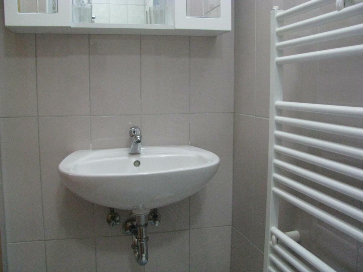 Hisa Marjetica Appartement Maribor Buitenkant foto